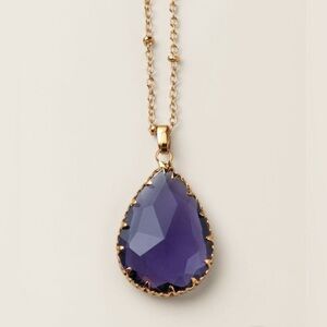 NEW AVON Studio 1886 Violet Dewdrop Glass Pendant Necklace Goldtone Chain Whimsy
